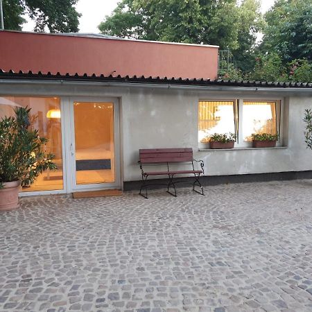 מגדבורג Ferienwohnung Lindenhof, Zentrumsnah Mit Terrasse Und Grillmoeglichkeit מראה חיצוני תמונה